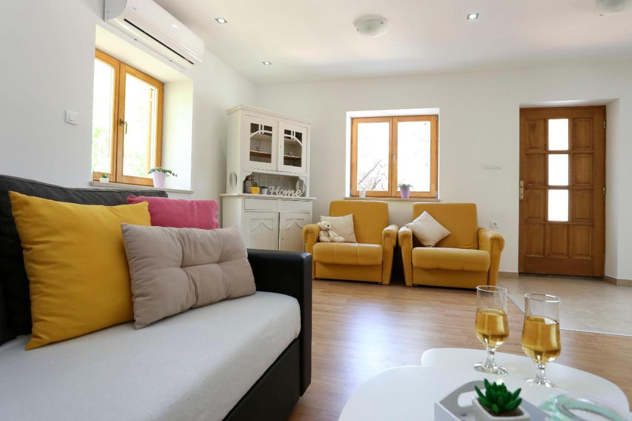 Вилла House Marijan Sestanovac Экстерьер фото
